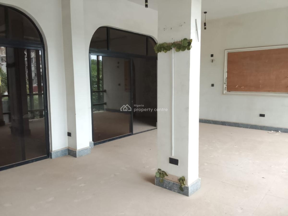 Strategically Located 144sqm Office / Shop, Wuse 2, Abuja, Shop for Rent