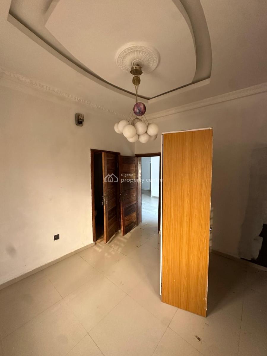 Neatly Used 2 Bedroom Apartment, Ologolo, Lekki, Lagos, Flat / Apartment for Rent