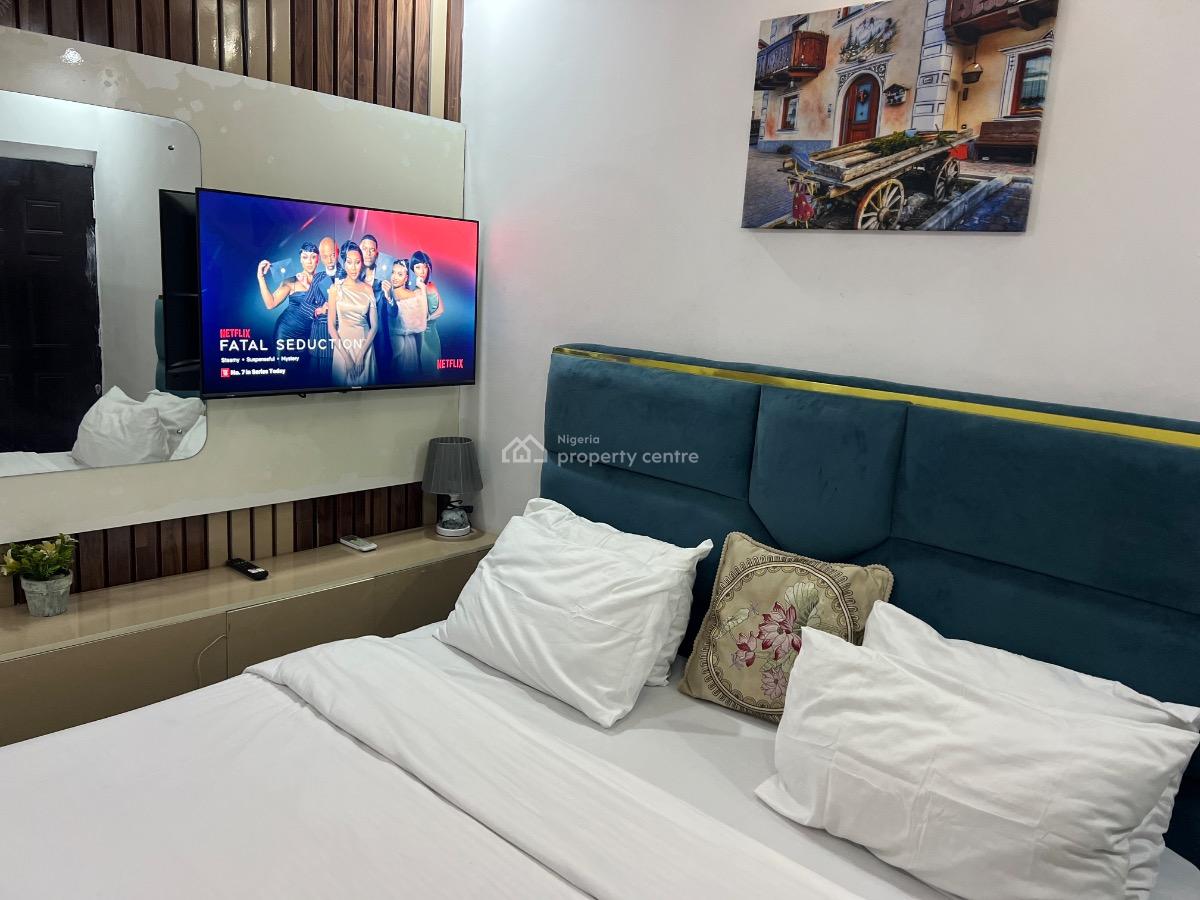 Self Serviced 3 Bedroom Apartment, June 12 Blvd Abraham Adesanya Estate, Ajah, Lagos, Detached Bungalow for Rent