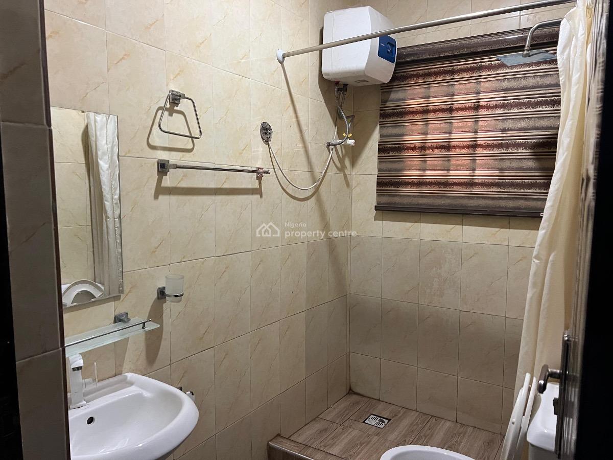 Self Serviced 3 Bedroom Apartment, June 12 Blvd Abraham Adesanya Estate, Ajah, Lagos, Detached Bungalow for Rent