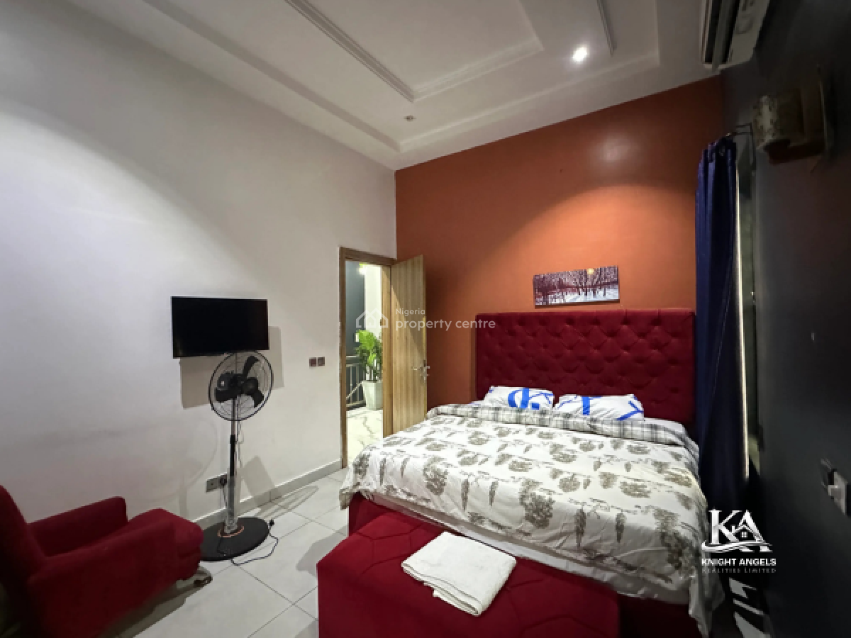 4-bedroom Semi-detached Duplex with Bq, Off Platinum Way, Lekki, Lagos, Semi-detached Duplex for Rent