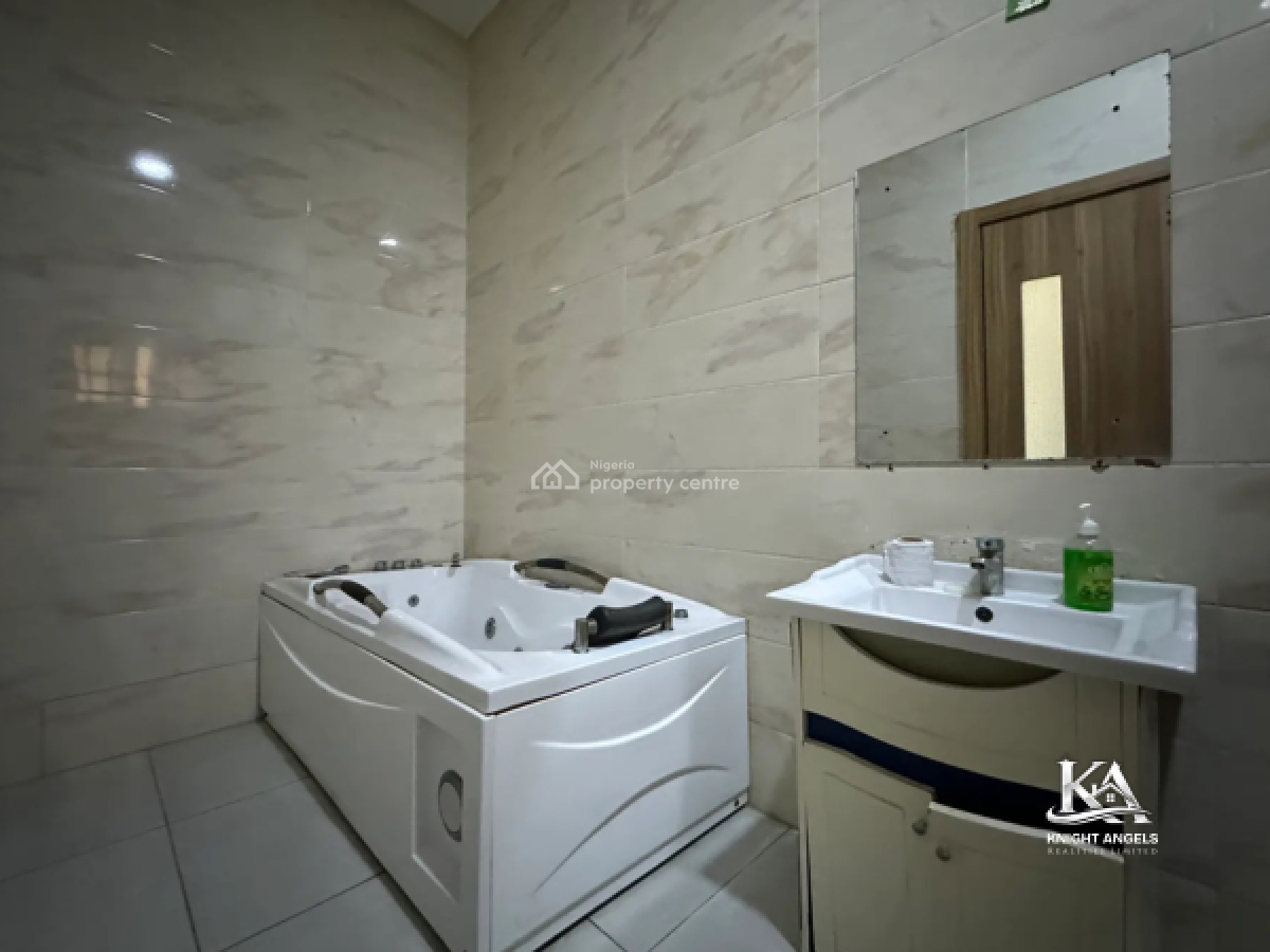 4-bedroom Semi-detached Duplex with Bq, Off Platinum Way, Lekki, Lagos, Semi-detached Duplex for Rent