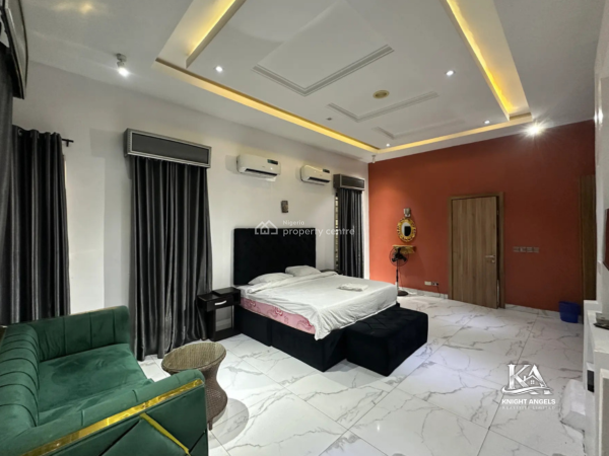 4-bedroom Semi-detached Duplex with Bq, Off Platinum Way, Lekki, Lagos, Semi-detached Duplex for Rent