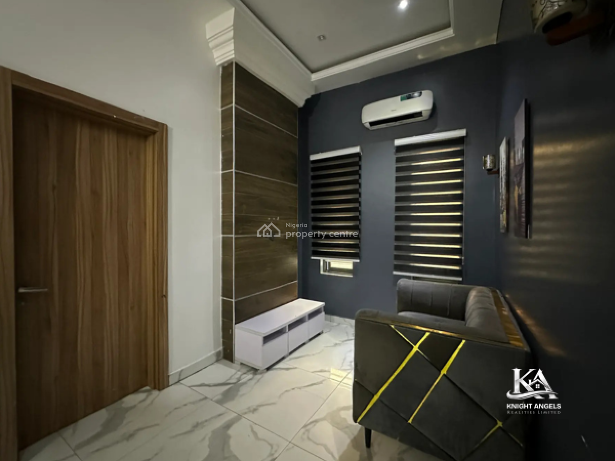 4-bedroom Semi-detached Duplex with Bq, Off Platinum Way, Lekki, Lagos, Semi-detached Duplex for Rent