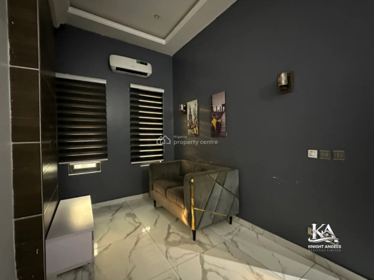 4-bedroom Semi-detached Duplex with Bq, Off Platinum Way, Lekki, Lagos, Semi-detached Duplex for Rent