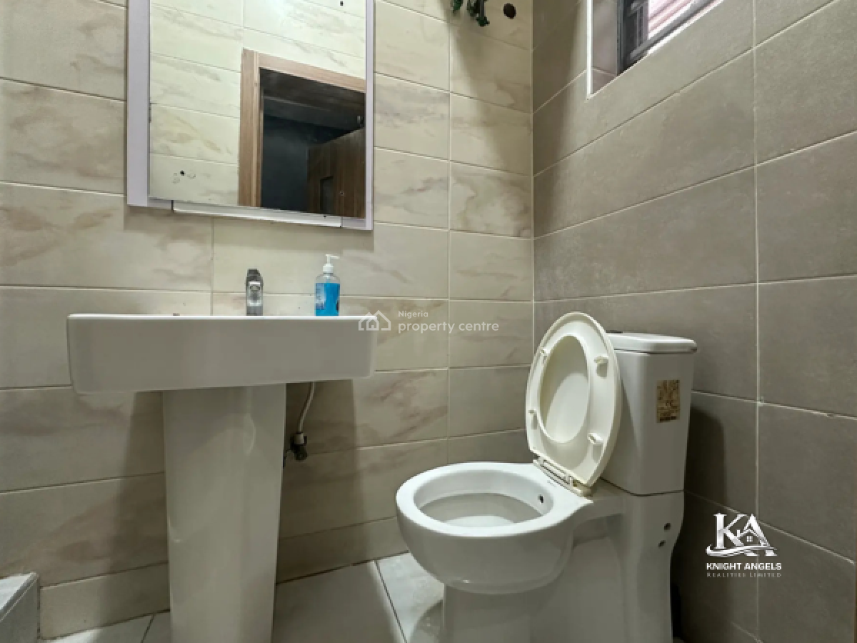 4-bedroom Semi-detached Duplex with Bq, Off Platinum Way, Lekki, Lagos, Semi-detached Duplex for Rent