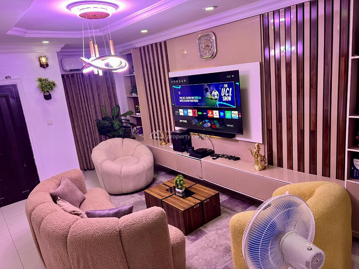 S & S Moj-june 12 Apartment, 2b, June 12 Boulevard Road, Road 4 Junction Abraham Adesanya, Ajah, Lagos, Detached Bungalow Short Let