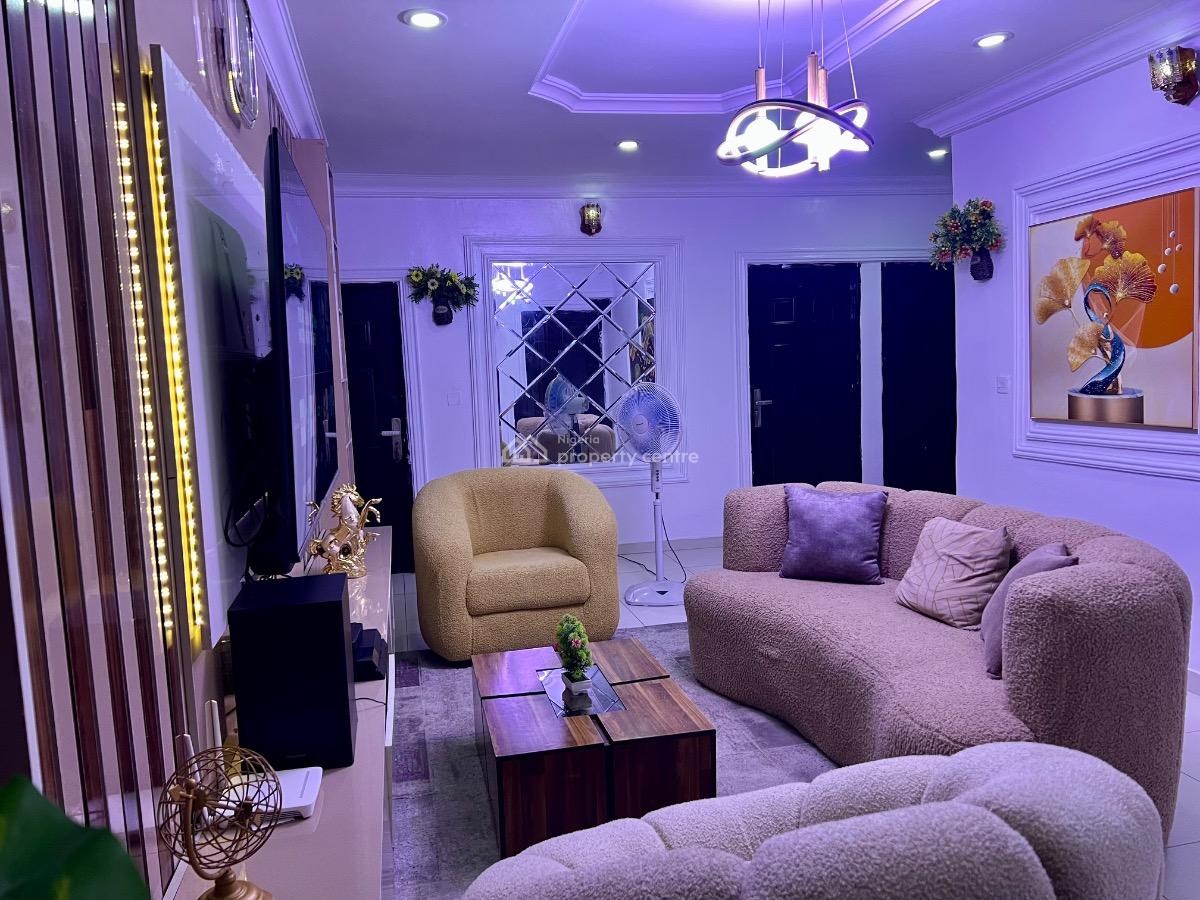 S & S Moj-june 12 Apartment, 2b, June 12 Boulevard Road, Road 4 Junction Abraham Adesanya, Ajah, Lagos, Detached Bungalow Short Let