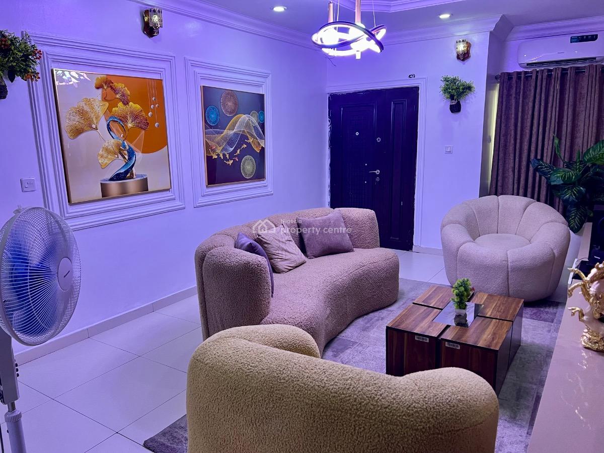 S & S Moj-june 12 Apartment, 2b, June 12 Boulevard Road, Road 4 Junction Abraham Adesanya, Ajah, Lagos, Detached Bungalow Short Let