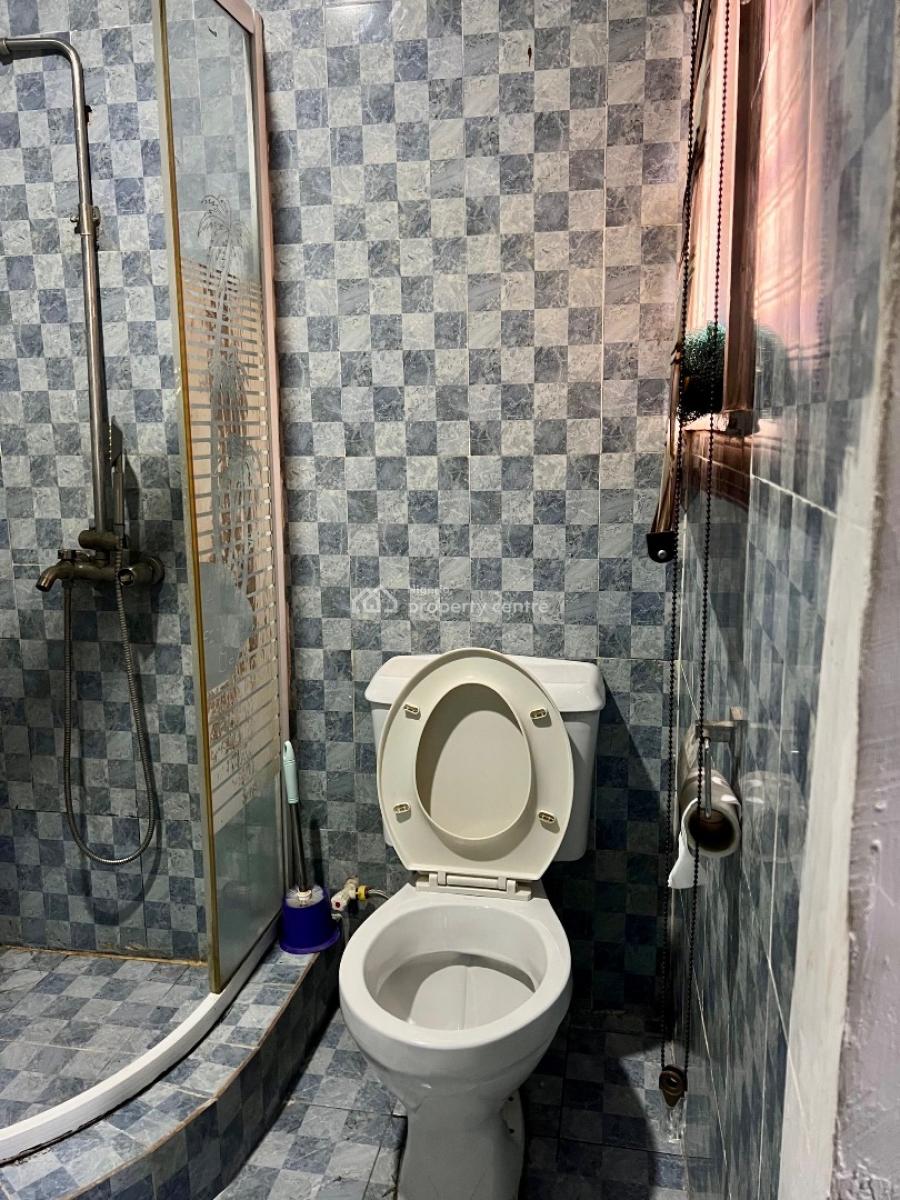 S & S Moj-june 12 Apartment, 2b, June 12 Boulevard Road, Road 4 Junction Abraham Adesanya, Ajah, Lagos, Detached Bungalow Short Let