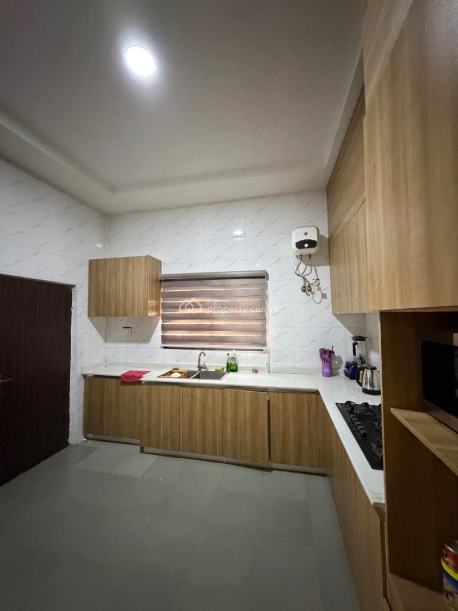 Furnished and Standard 2 Bedroom Apartment, Wuye, Abuja, Flat / Apartment for Rent