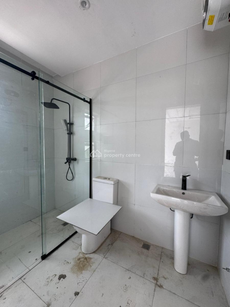 Beautiful 2bedroom Apartment with an Elevator, Pool  Gym, Ikate, Lekki, Lagos, Flat / Apartment for Sale