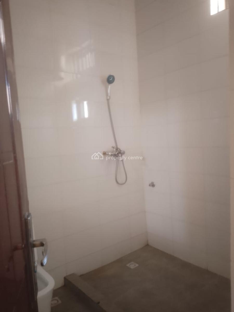 Spacious 3 Bedrooms, Garki 2, Garki, Abuja, Flat / Apartment for Rent