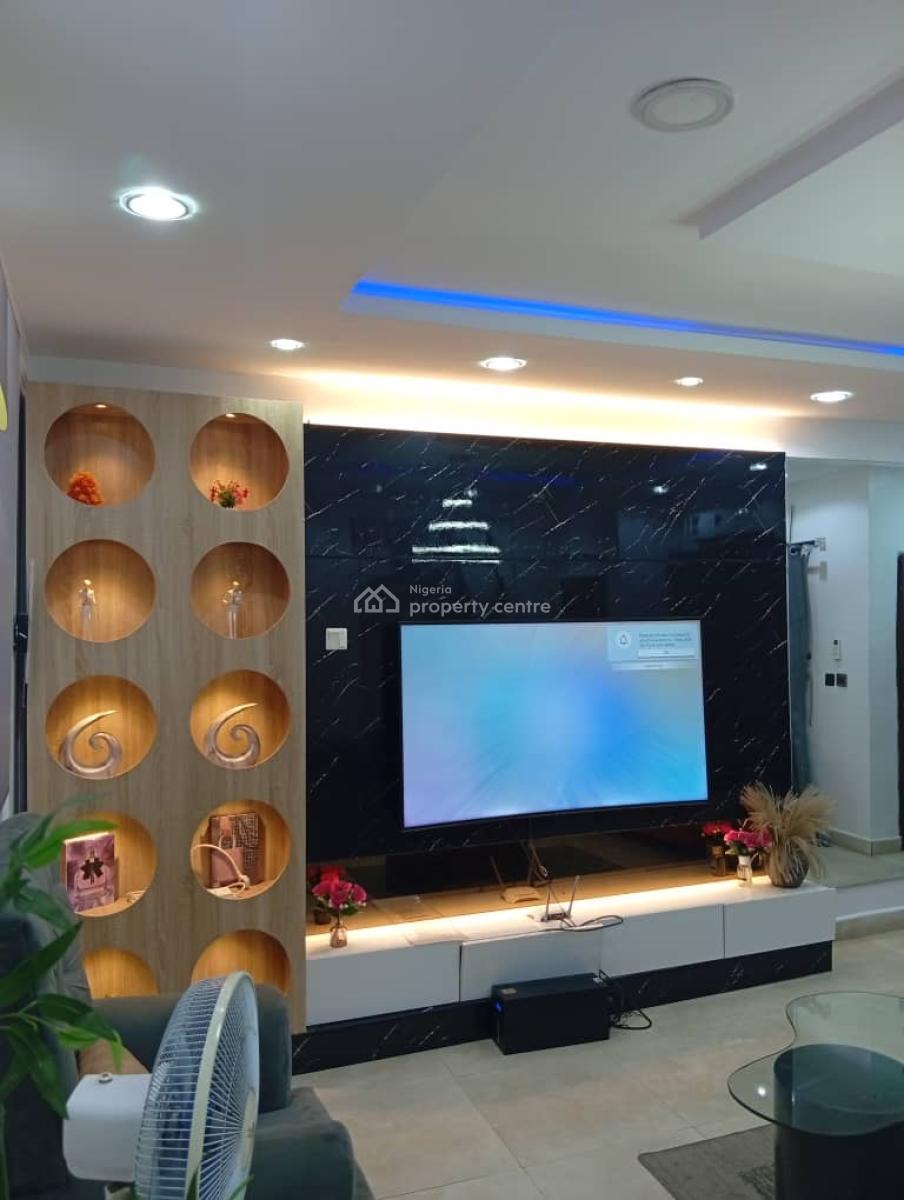 2 Bedroom Apartment, Freedom Way, Lekki Phase 1, Lekki, Lagos, Flat / Apartment for Rent