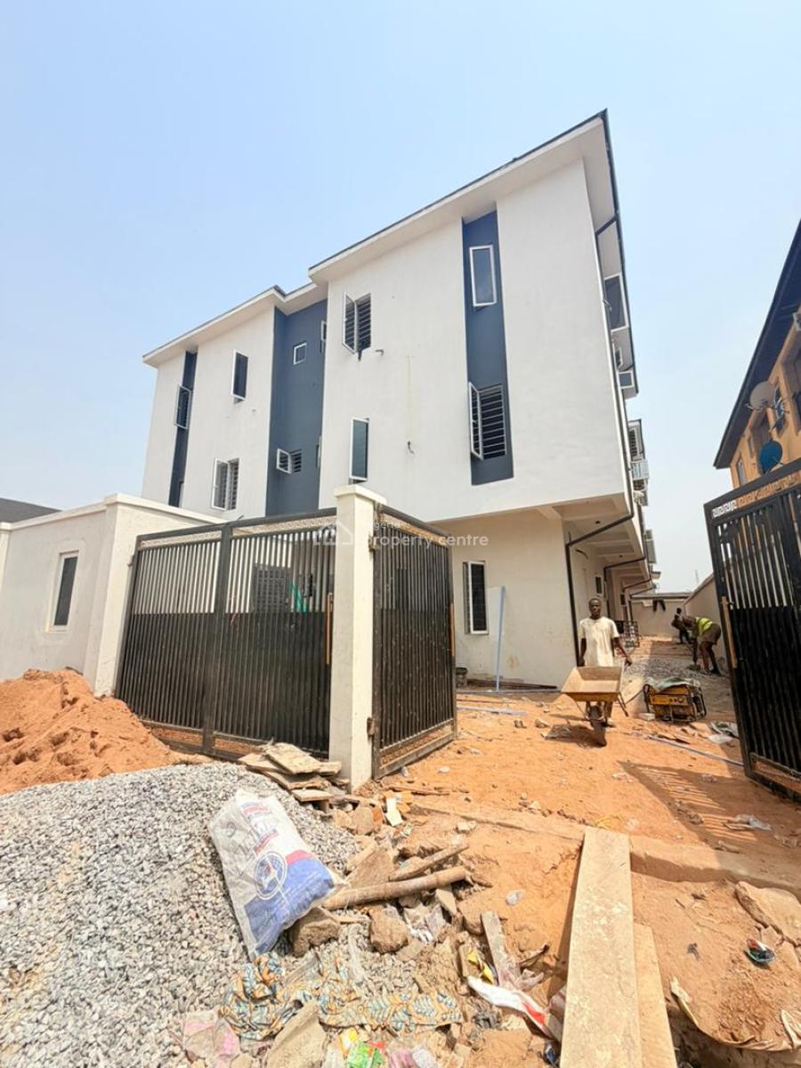 Luxurious 2 Bedroom Apartments, Gbagada, Lagos, Flat / Apartment for Sale