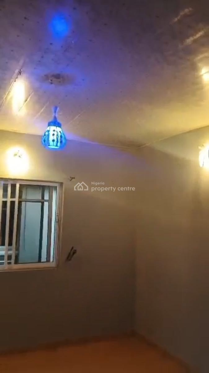 Mini Flat with Pvc Ceiling, Upstairs, Omole Phase 2, Ikeja, Lagos, Mini Flat (room and Parlour) for Rent