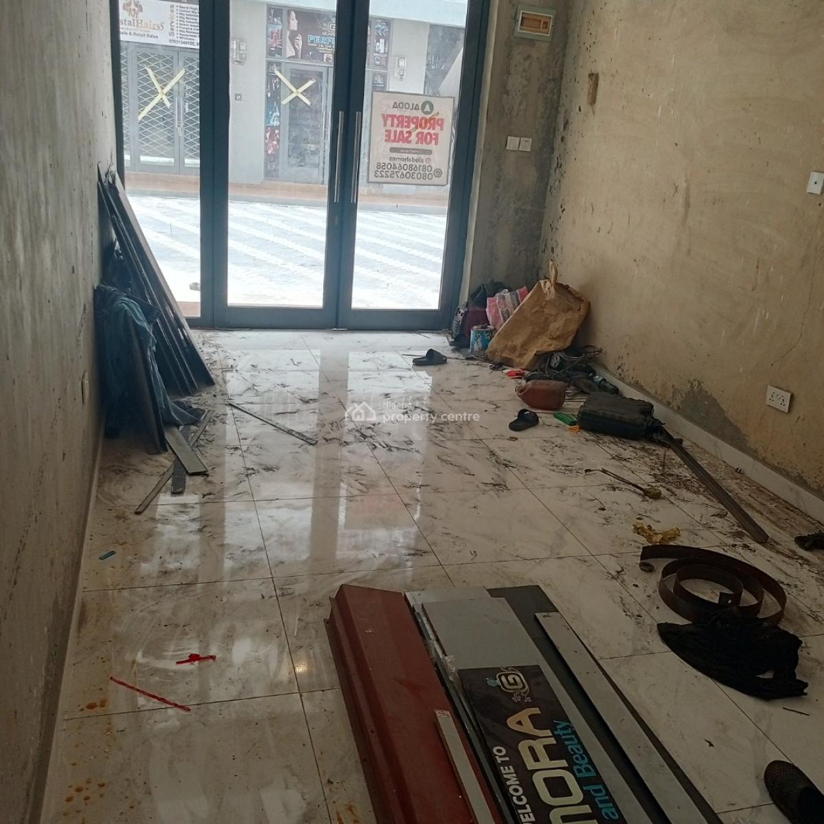 Sharp and Serene Shop, Orchid Road, Lekki, Lagos, Shop for Sale