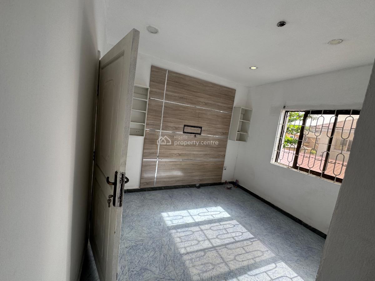 a Spacious Mini Flat, Lekki Phase 1, Lekki, Lagos, Mini Flat (room and Parlour) for Rent