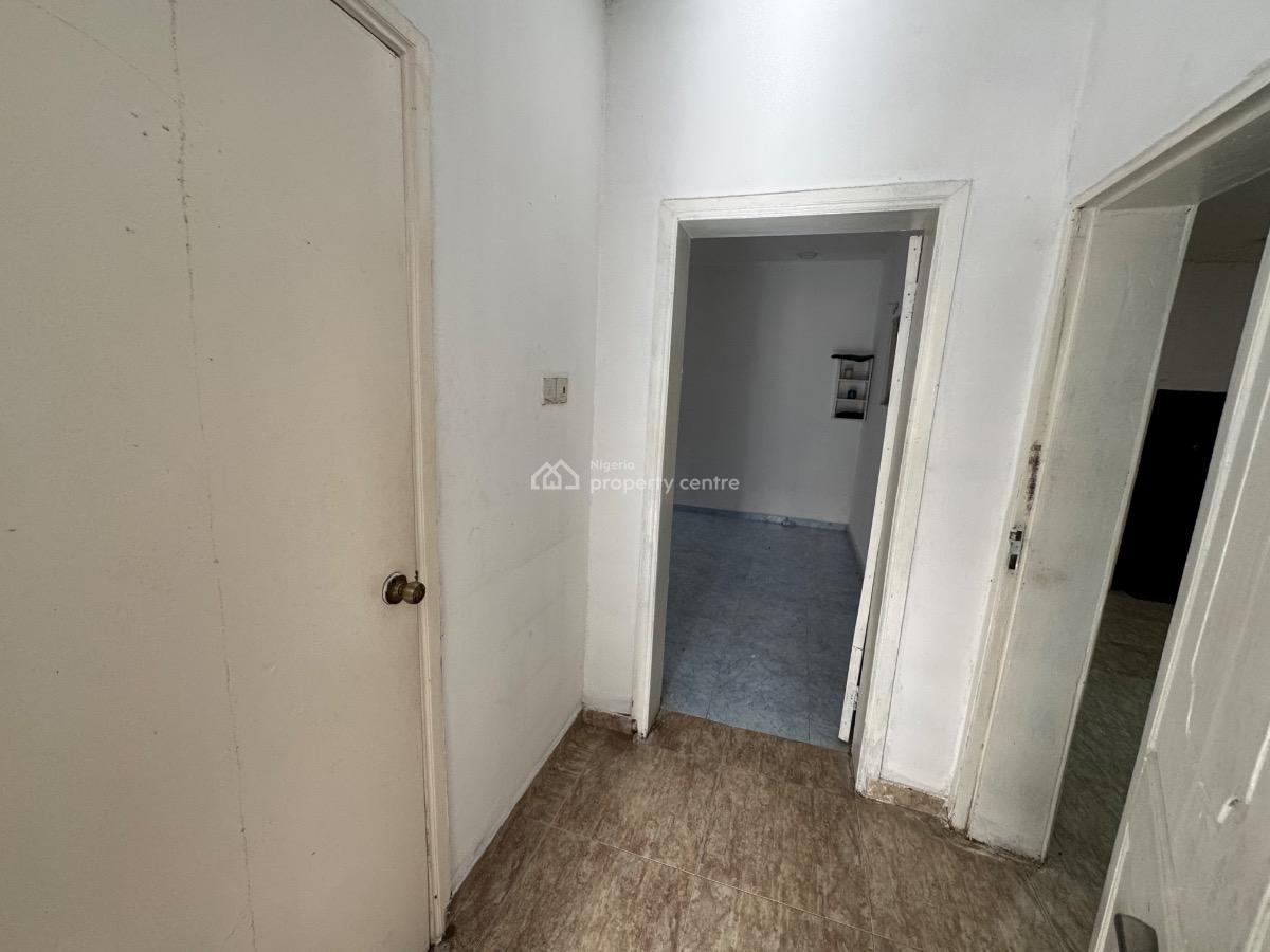 a Spacious Mini Flat, Lekki Phase 1, Lekki, Lagos, Mini Flat (room and Parlour) for Rent