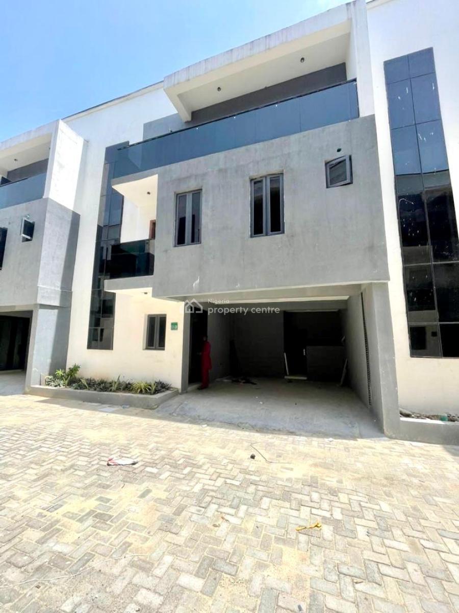 Well Finished 4 Bedroom Apartment, Lekki Phase 1, Lekki, Lagos, Flat / Apartment for Sale