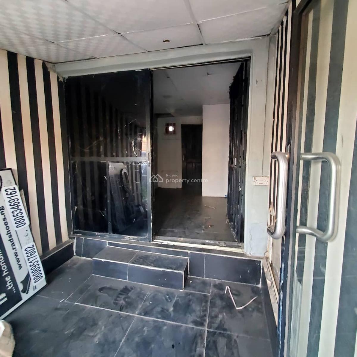Shop Available  Location: Ogudu Road Price: ₦2,000,000 per Ann, Ogudu Road, Ogudu, Lagos, Shop for Rent