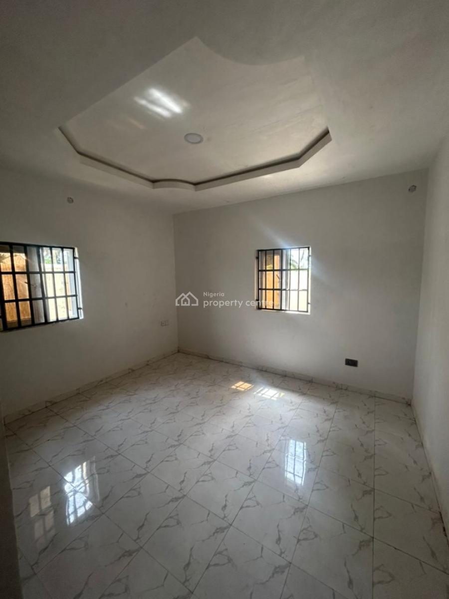 Brand New Standard Three (3) Bedroom, Off Oron Road By Ifa Big Junction, Uyo, Akwa Ibom, House for Rent