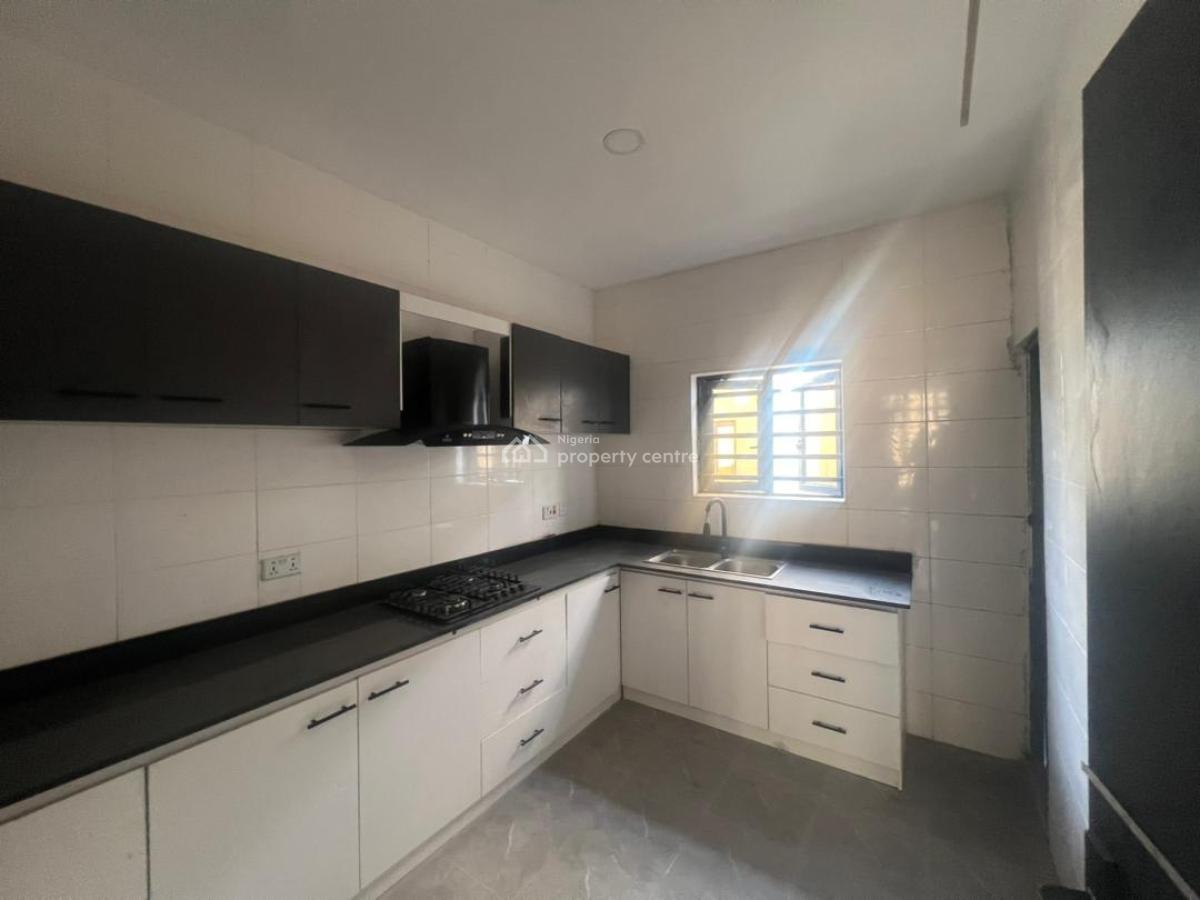 2 Bedrooms Apartment, Ologolo, Lekki, Lagos, Flat / Apartment for Sale