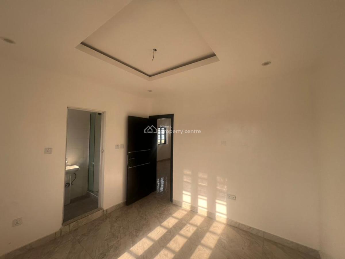 1 Bedroom Apartment, Ologolo, Lekki, Lagos, Flat / Apartment for Sale