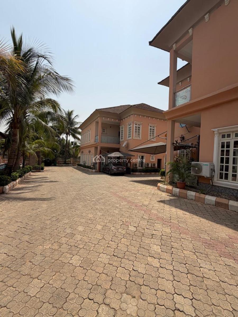 4 Bedroom Terrace Duplex with 2 Self Con Bqs, Katampe Extension, Katampe, Abuja, Terraced Duplex for Rent