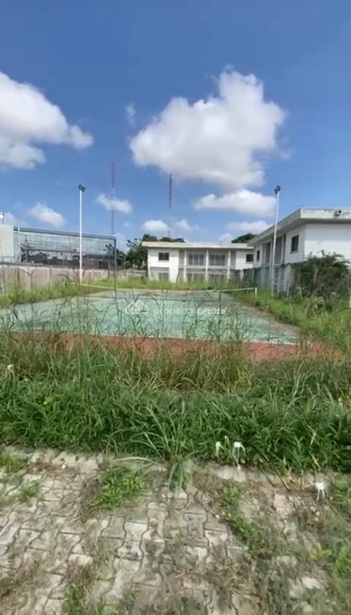 33 Units of Apartments + Lawn Tennis Sitting on 3,000 Sqm of Land, Surulere, Lagos, House for Sale