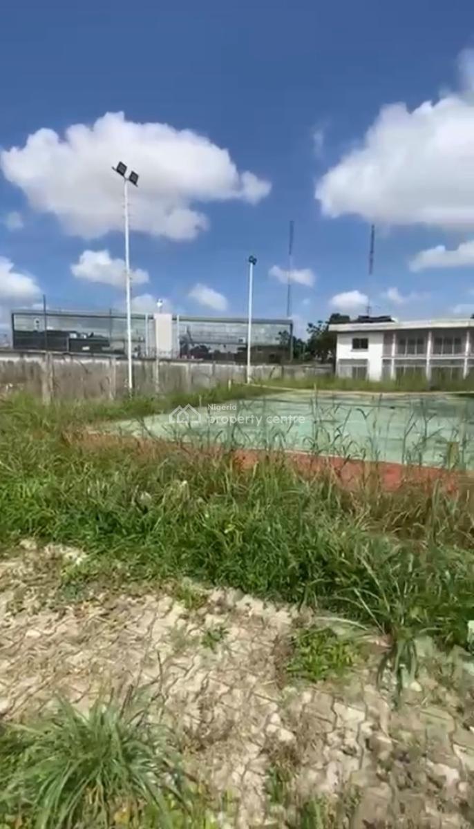 33 Units of Apartments + Lawn Tennis Sitting on 3,000 Sqm of Land, Surulere, Lagos, House for Sale