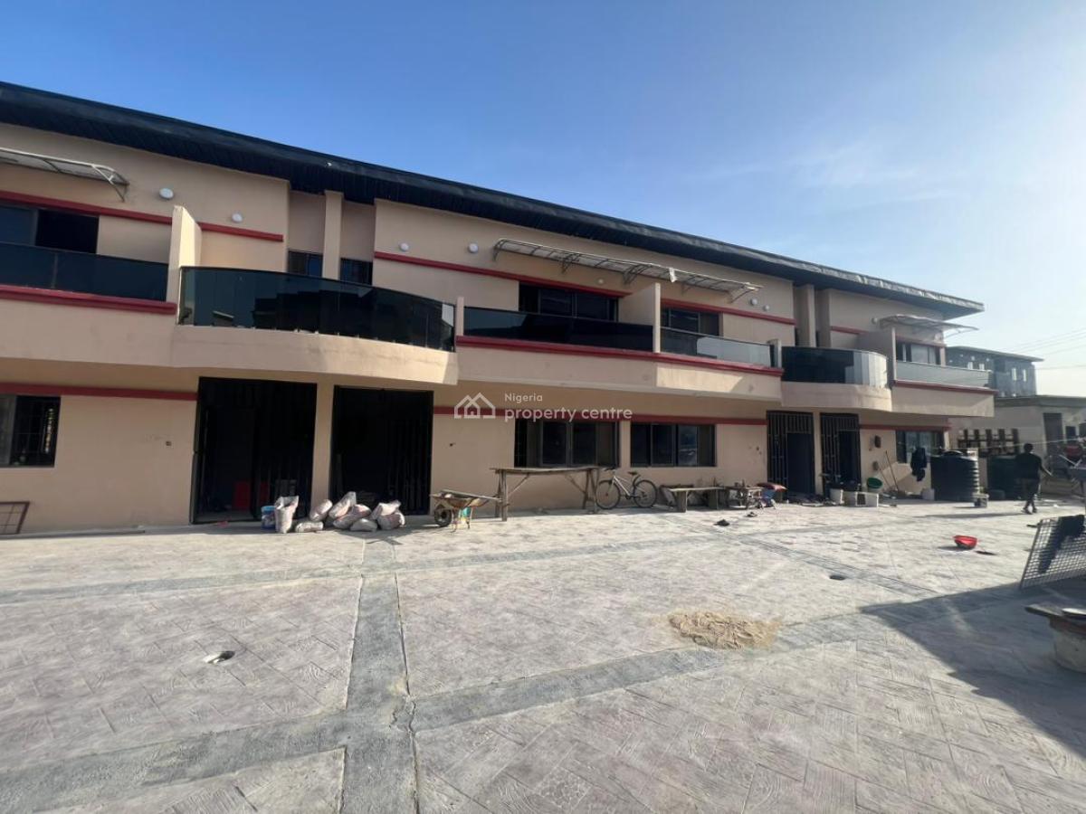 3 Bedrooms Terrace Duplex and Bq, Ologolo, Lekki, Lagos, Terraced Duplex for Rent
