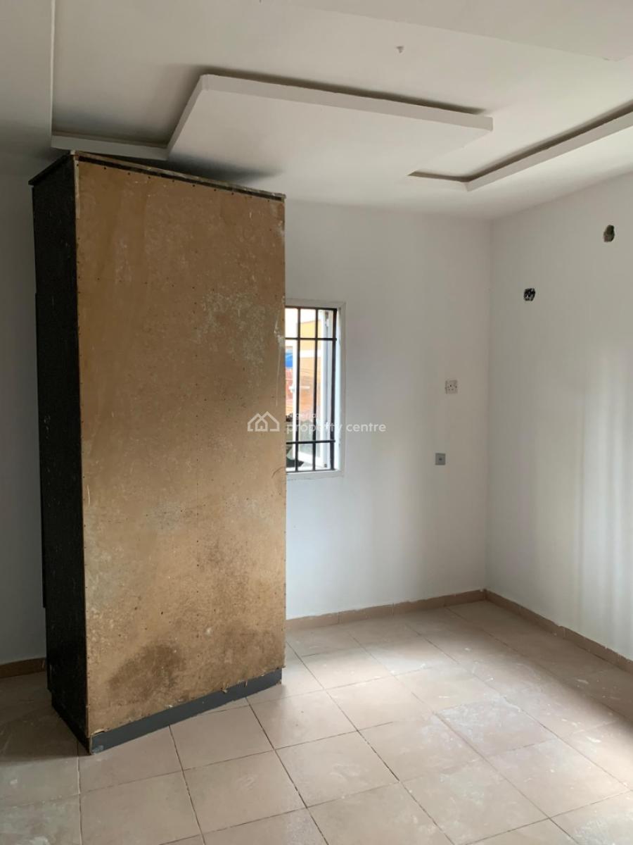 Decent 3 Bedrooms Flat, Millennium Estate, Gbagada, Lagos, Flat / Apartment for Rent