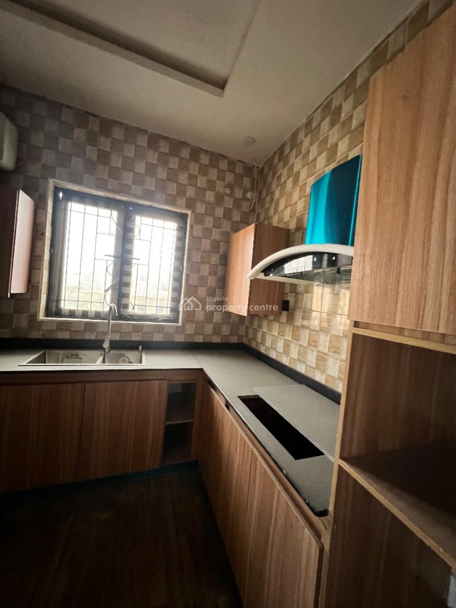 a Magnificent 2 Bedroom, Pepperoni, Abraham Adesanya, Ajah, Lagos, Flat / Apartment for Rent