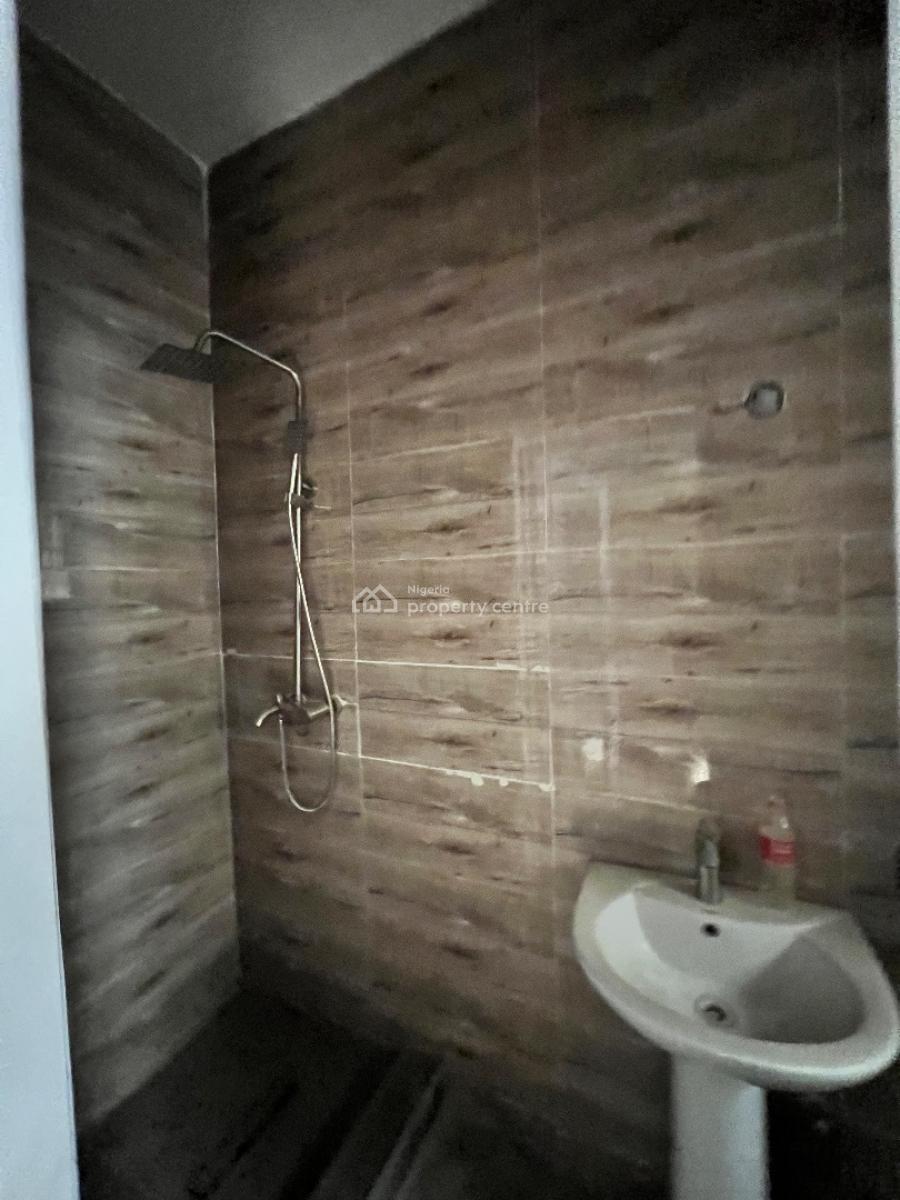 a Magnificent 2 Bedroom, Pepperoni, Abraham Adesanya, Ajah, Lagos, Flat / Apartment for Rent