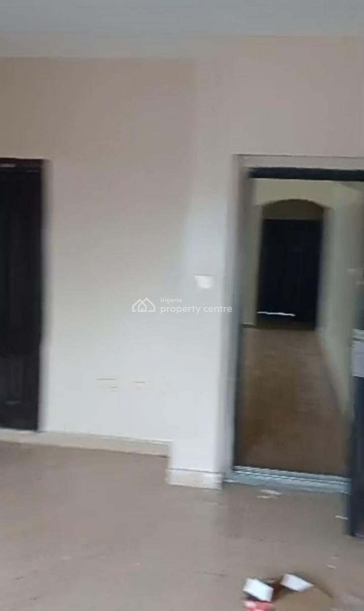Upstairs Room Selfcon Inside a Shared Apartment{ Video}, Lekki Scheme 2 Abraham Adesanya, Ajah, Lagos, Self Contain (single Rooms) for Rent