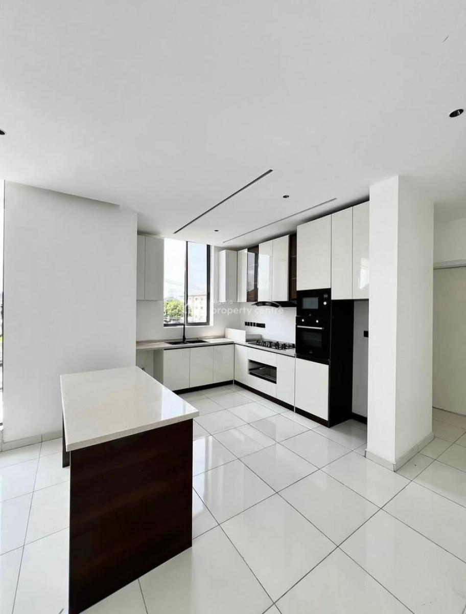 New 2 Bedroom Apartment, Lekki Phase 1, Lekki, Lagos, Flat / Apartment for Rent