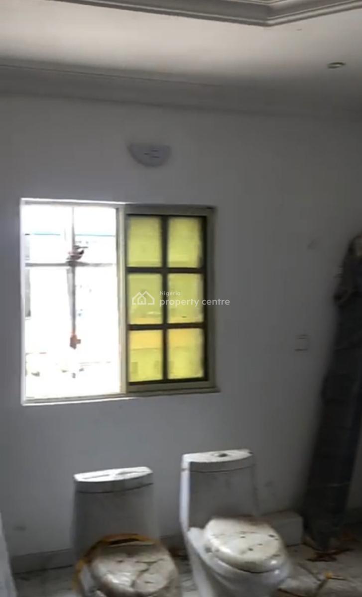 Newly Built 2 Bedroom Apartment at Thomas Estate { Video}, Thomas Estate, Ajah, Lagos, Flat / Apartment for Rent