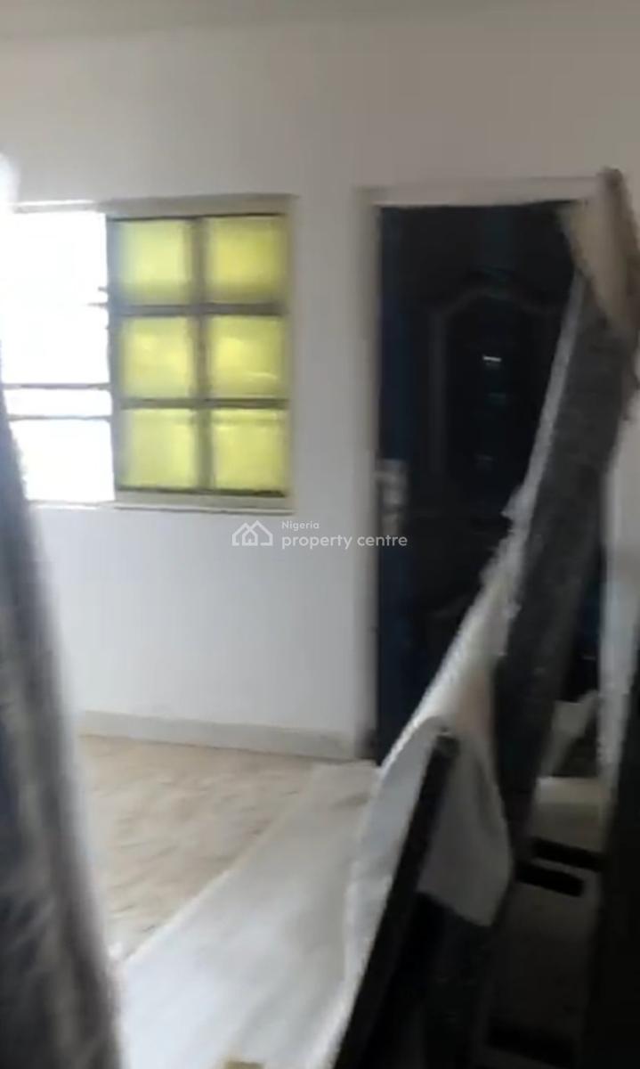 Newly Built 2 Bedroom Apartment at Thomas Estate { Video}, Thomas Estate, Ajah, Lagos, Flat / Apartment for Rent