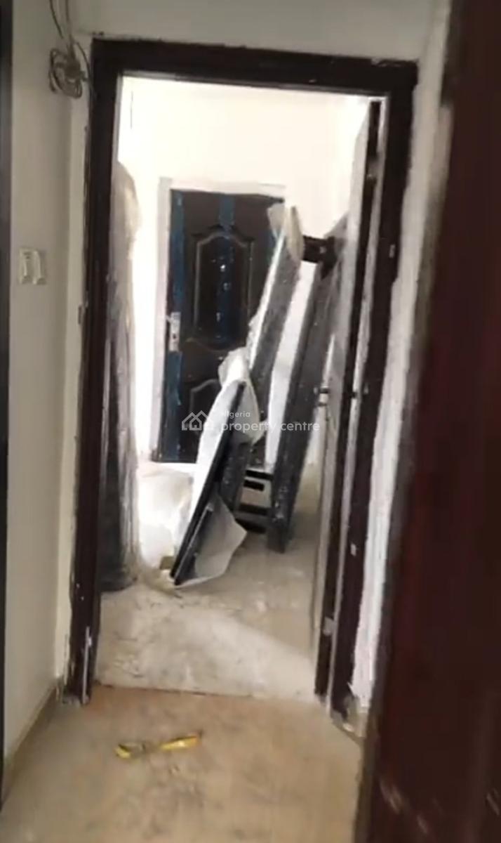 Newly Built 2 Bedroom Apartment at Thomas Estate { Video}, Thomas Estate, Ajah, Lagos, Flat / Apartment for Rent