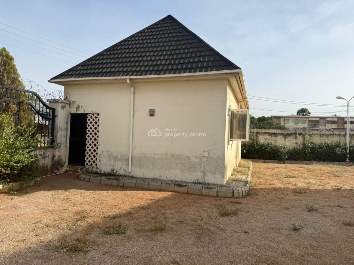 Duplex on 1,000sqm, Kaduna, Kaduna South, Kaduna, Detached Duplex for Sale