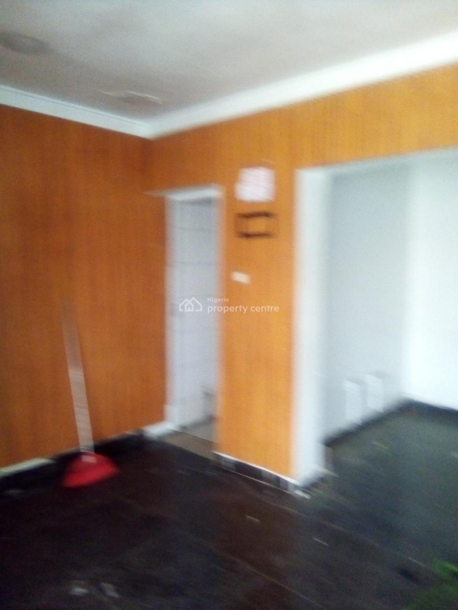Spacious Shop for Lease, 4th Avenue, Gwarinpa, Abuja, Shop for Rent