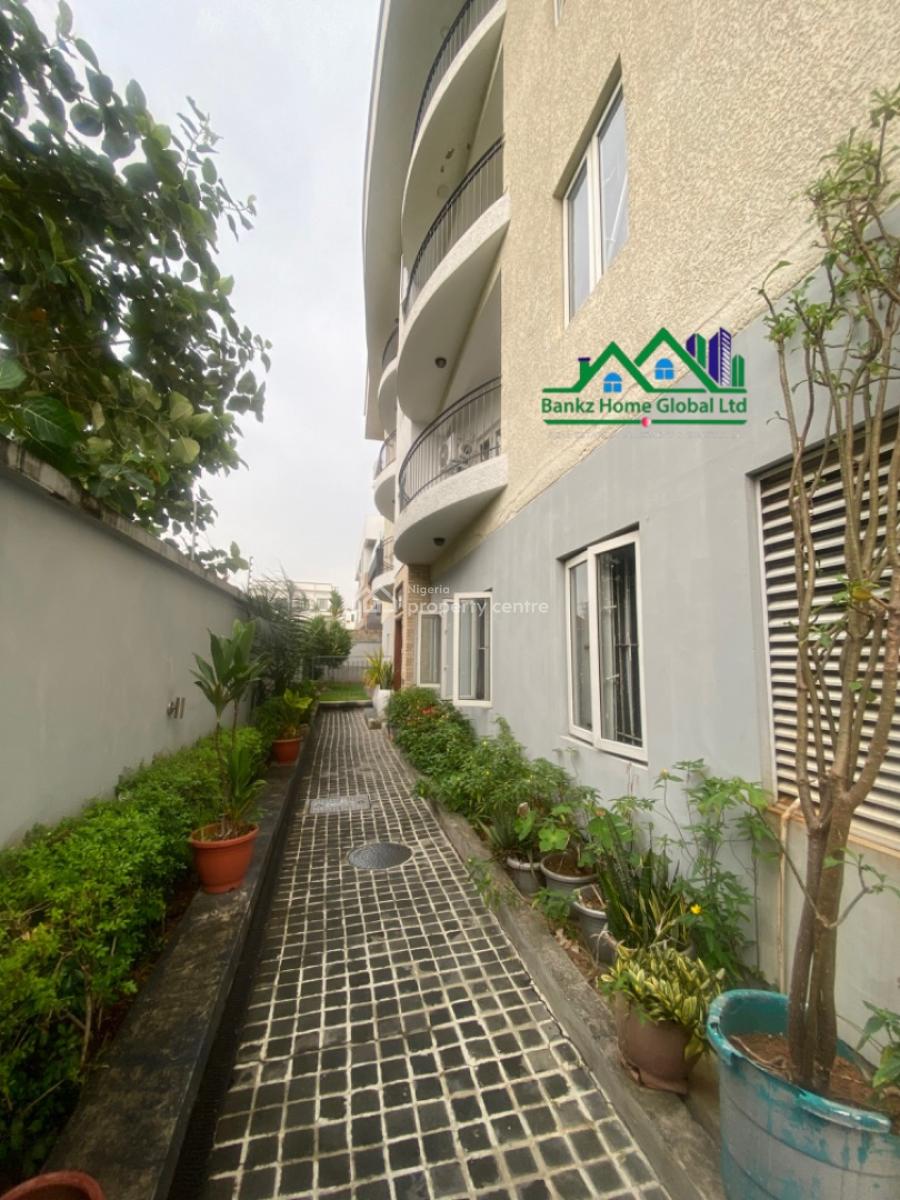 Spacious 3bedroom Apartment with a Bq, Ikate Elegushi, Lekki, Lagos, Flat / Apartment for Rent