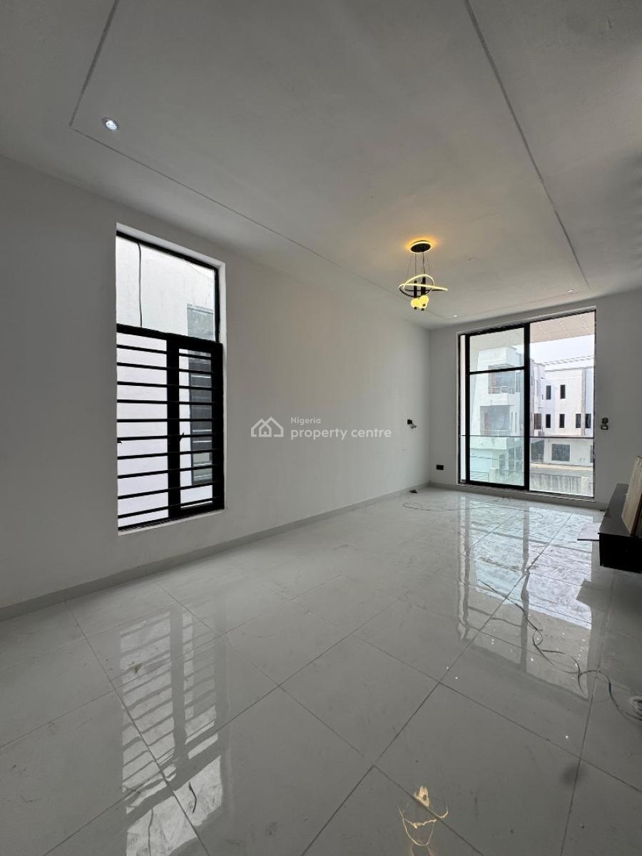 Self Serviced  Luxury 4 Bedroom Duplex with a Bq, Ikota, Lekki, Lagos, Semi-detached Duplex for Sale