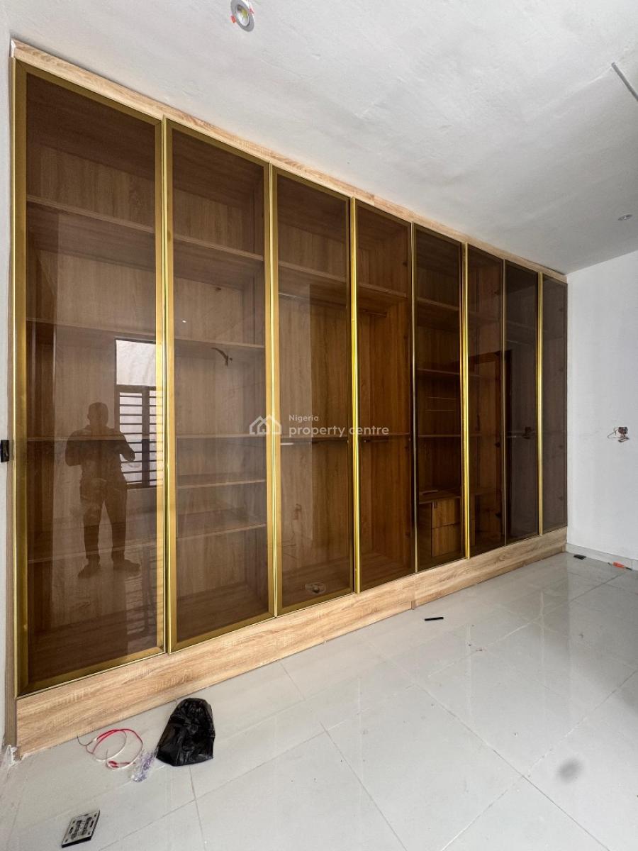 Self Serviced  Luxury 4 Bedroom Duplex with a Bq, Ikota, Lekki, Lagos, Semi-detached Duplex for Sale