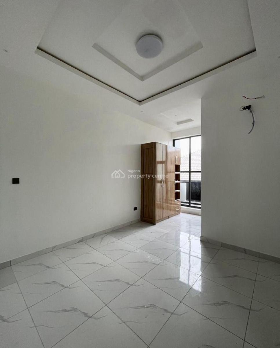 Luxury 2 Bedroom with 24/7 Light Swimming Pool, Ologolo, Lekki, Lagos, Flat / Apartment for Rent