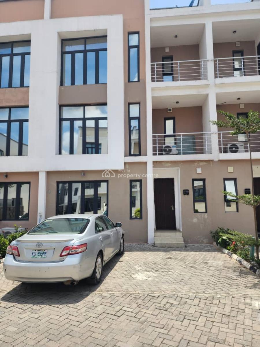Serviced 4 Bedroom Duplex on 2 Floors., Platinum Way Lekki, Ikate, Lekki, Lagos, Flat / Apartment for Rent
