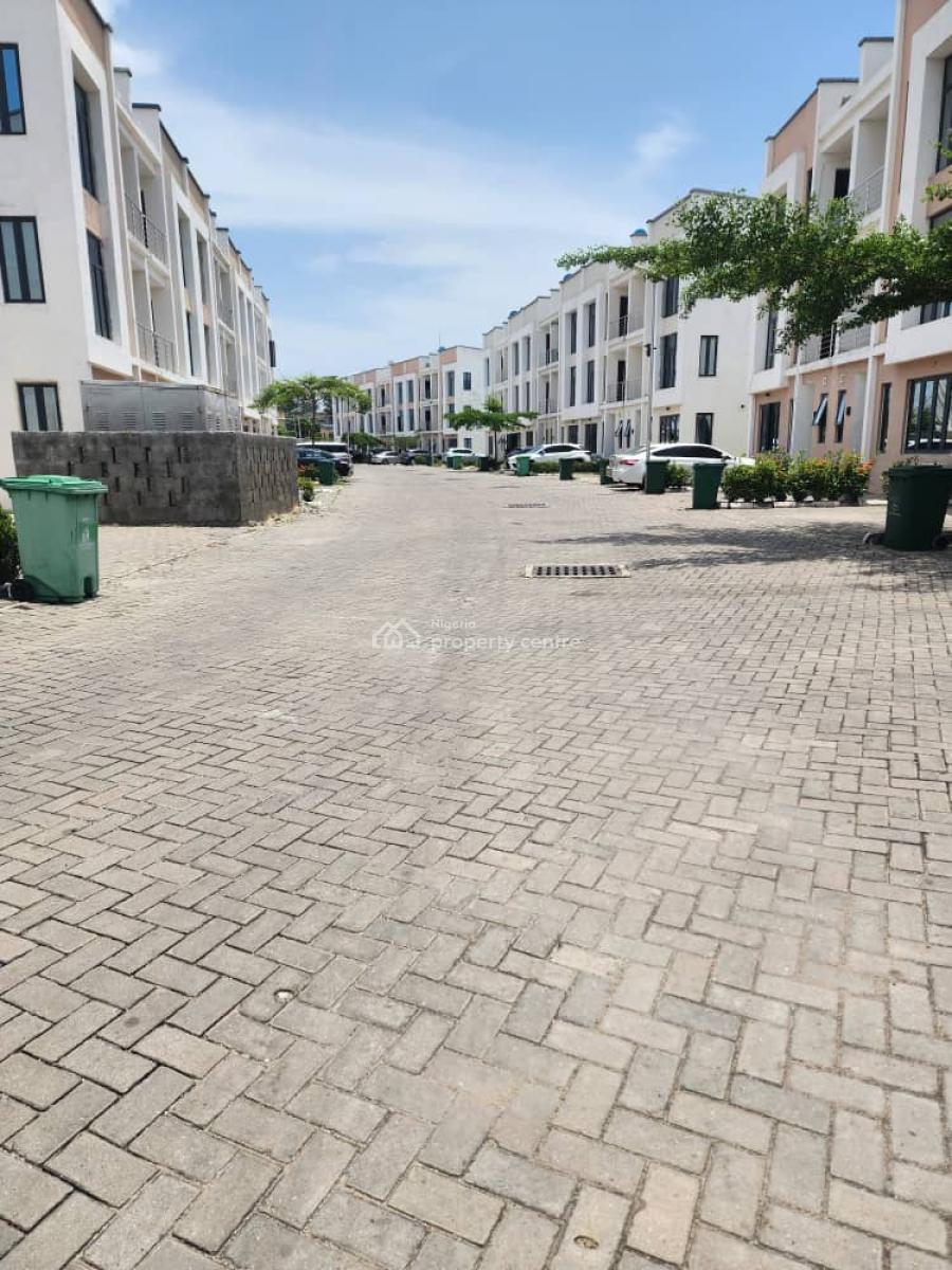 Serviced 4 Bedroom Duplex on 2 Floors., Platinum Way Lekki, Ikate, Lekki, Lagos, Flat / Apartment for Rent