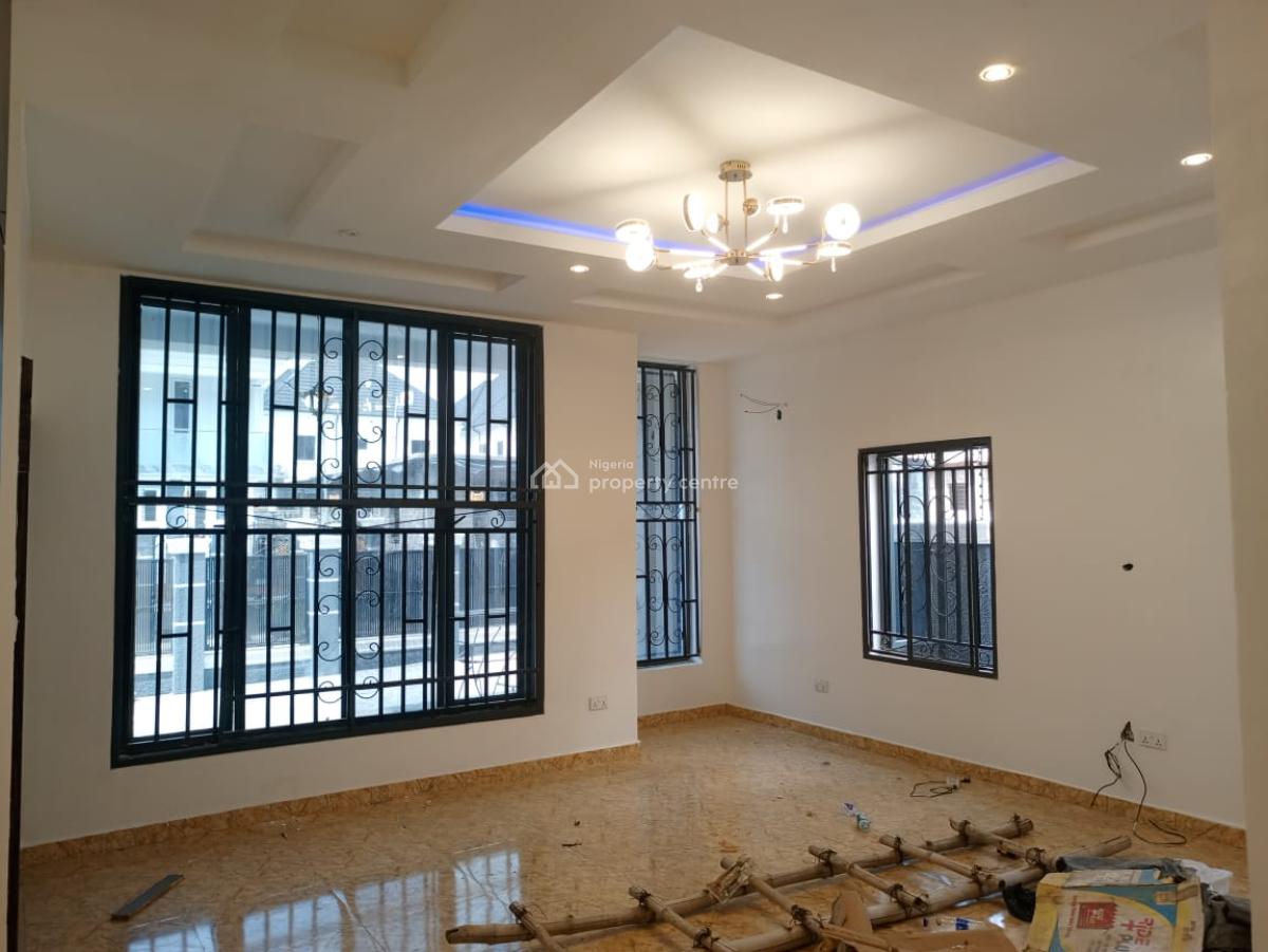 Luxury 3 Bedroom Block of Flats in a Serene Environment on Tarred Road, Wuse 2, Abuja, House for Rent