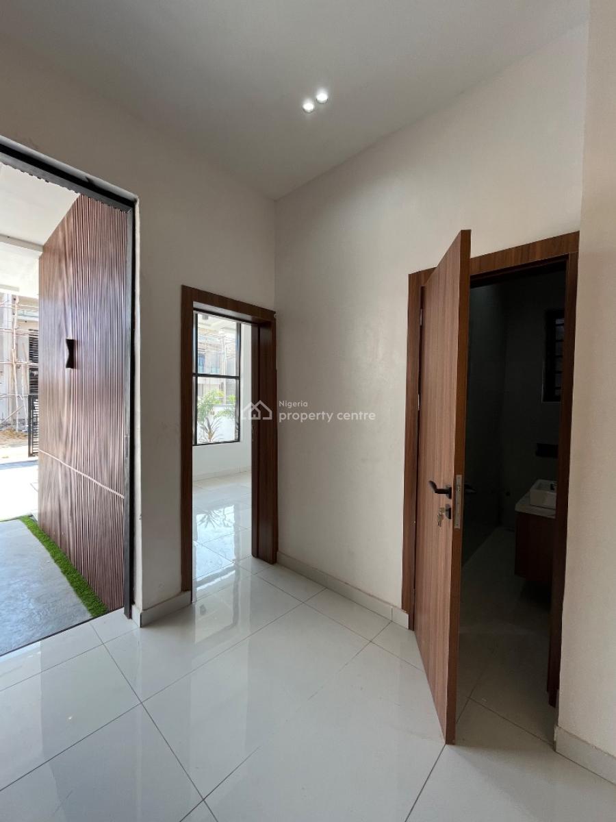 5 Bedroom Fully Detached Duplex with Bq,pool and in House Gym, Ajah, Lagos, Detached Duplex for Sale